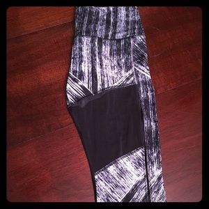 Lululemon High Rise Mesh Leggings